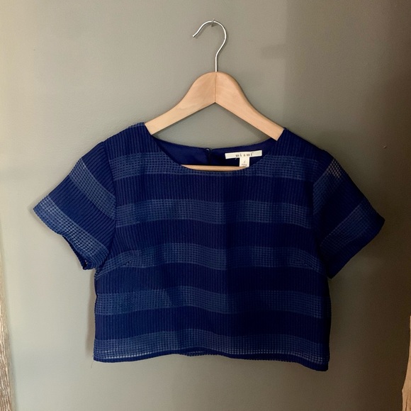 Boutique blue two piece top and skirt set - Picture 2 of 4